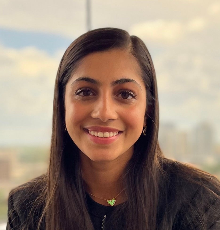 Avani Shah headshot