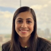 Avani Shah headshot